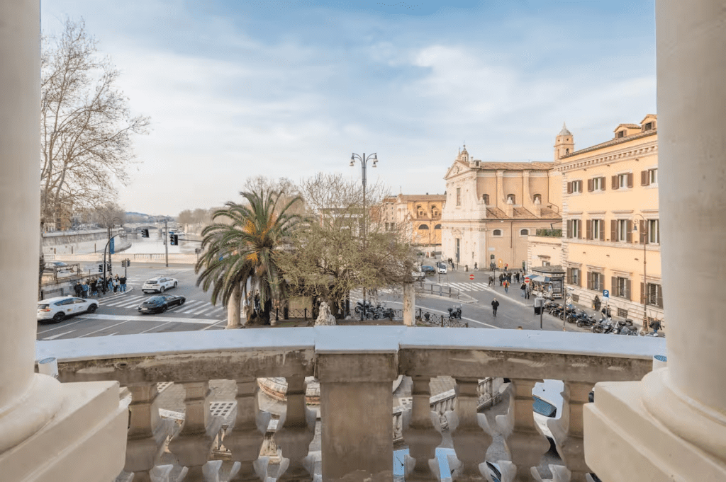 appartamento a roma con vista ara pacis